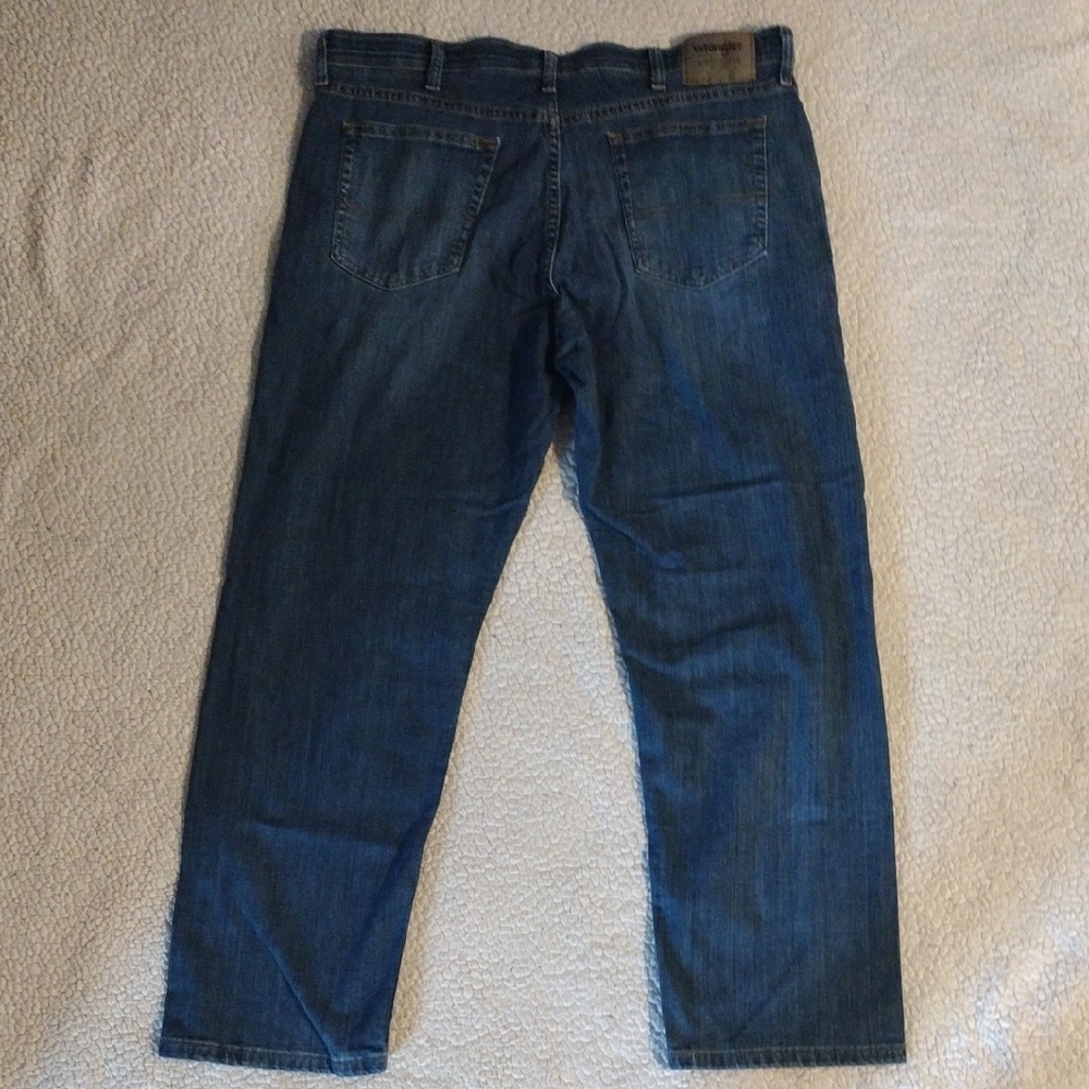 Wrangler Authentics 36x28 Jeans Blue Relaxed Baggy Loose Indigo Faded - Picture 3 of 8